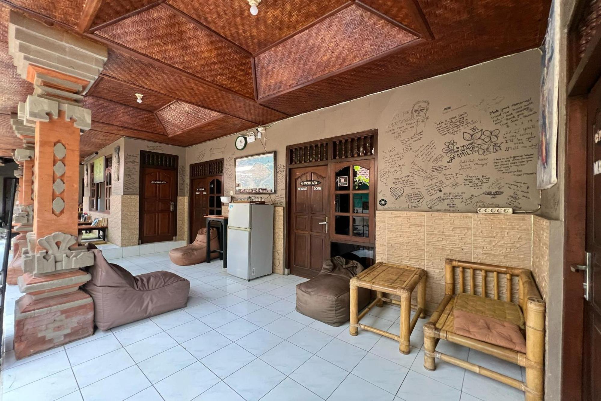 Padi-Padi Hostel & Bar Ubud Eksteriør billede